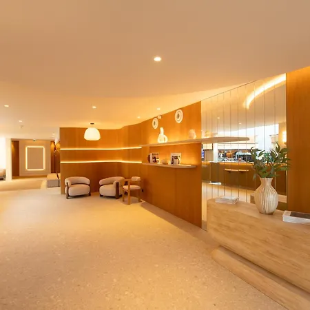 Golden Tulip Avignon Le Paradou-2