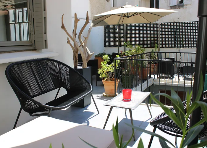 La Banasterie Bed & Breakfast Avignon